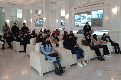 Gəncə: Heydər Əliyevin anım günü münasibəti ilə tədbir keçirilib