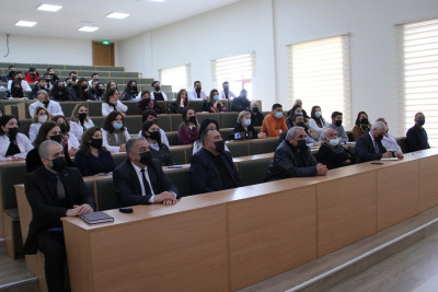 Gəncədə xarici universitetin professorunun seminarları təşkil olunur