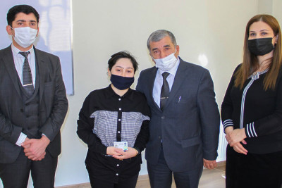 ADAU tələbəsi təqaüdünü şəhid ailəsinə bağışladı
