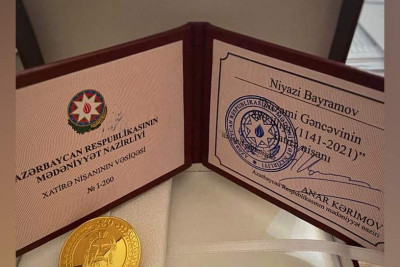 Gəncə: Niyazi Bayramov xatirə nişanı ilə təltif olunub