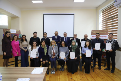 Gəncədə Tədqiqat metodları və Akademik yazı üzrə təlim keçirilib