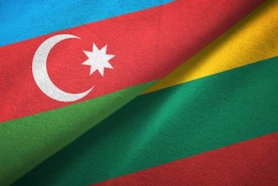 Gəncə: Litva səfiri erməni terroruna məruz qalmış əraziləri ziyarət edib