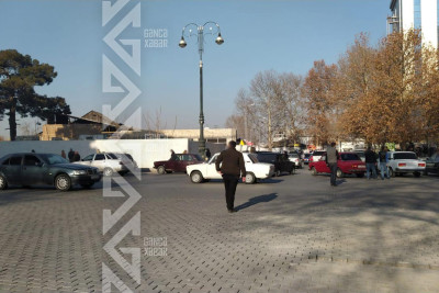 Gəncədə keçidlərdən istifadə etməyən piyadalar