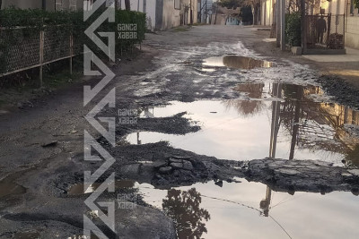 Gəncədə daha bir küçənin asfalt örtüyü yoxdur