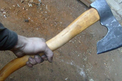 Gəncədə iki qardaşın fəaliyyəti birinin balta ilə vurulması ilə nəticələnib