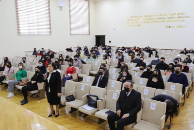 ADA Universitetinin nümayəndəsi Gəncə tələbələri ilə görüşüb