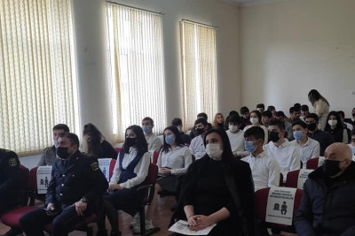 Gəncədə məktəblilər üçün narkomaniya ilə bağlı tədbir keçirilib