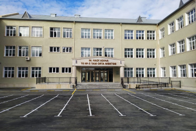 Gəncədə 10 saylı tam orta məktəbin yeni tədris binası təhvil verildi