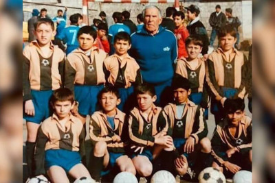Gəncə: "Kostya dayı"nın stadionu bərpa olunub