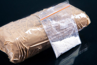 Gəncə sakini maşını ilə 1 kiloqramdan çox heroin aparırmış