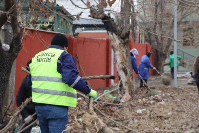 Bir sıra prospekt və küçələrdə təmizlik işləri aparılıb