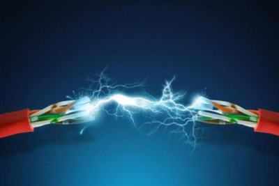 15 yaşlı yeniyetməni elektrik cərəyanı vurub