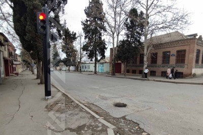 Qapaqsız lüklər hərəkət iştirakçılarına təhlükə yaradır