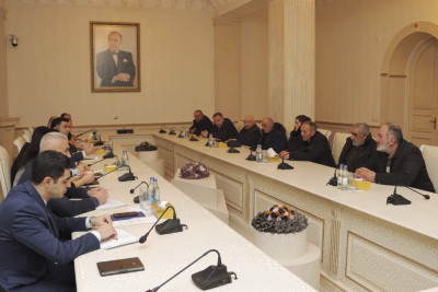 Şəhid ailələrinin müraciətləri dinlənilib