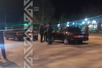 Yeni Gəncədə iki avtomobil toqquşub