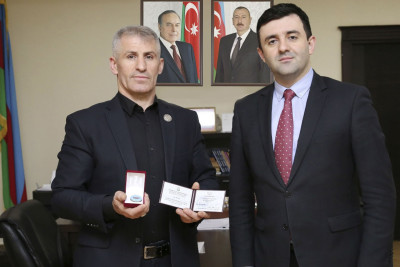 Gəncəli müəllim "Azərbaycan Respublikası qabaqcıl təhsil işçisi" döş nişanına layiq görülüb