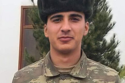 Gəncə Uşaq Evində böyüyən şəhidimizin anası tapılıb