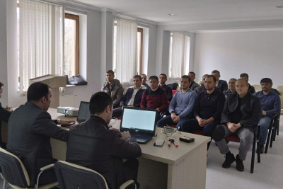 Tibb müəssisələrinin işçilərinə İT təlimi keçirilib