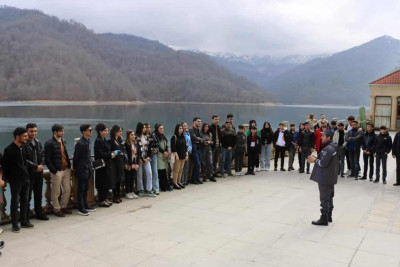 Gənclər Göygöl Milli Parkına səfər ediblər