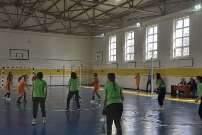 Qızlar arasında voleybol yarışı keçirilib