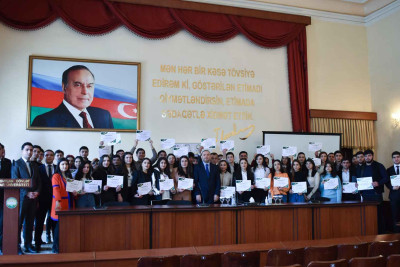 ADAU-da yeni başa çatan layihənin iştirakçıları ilə görüş olub