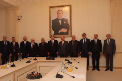 İH-də iki yubilyar təltif olunub