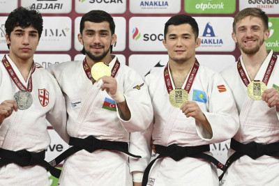 Turan Bayramov Böyük Dəbilqədən qızıl medalla ayrılıb