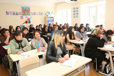 İbtidai sinif müəllimləri təlimlərə cəlb olunublar