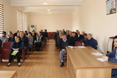 MKTİB-nin rəis müavini sakinləri qəbul edib