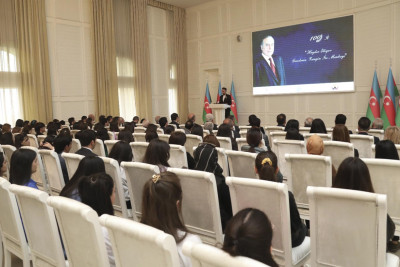 “Heydər Əliyev İli” ilə əlaqədar konfrans baş tutub