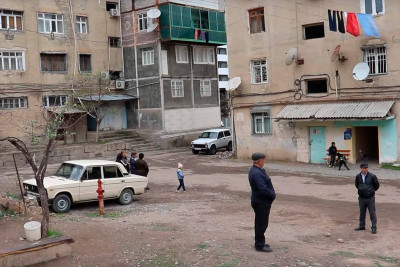 Gülüstan qəsəbəsi sakinlərinin bir sıra çətinlikləri var