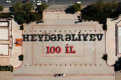 "Heydər Əliyev İli" çərçivəsində fləşmob baş tutub