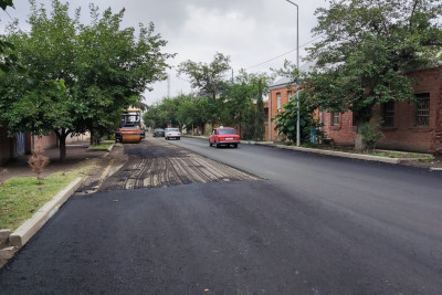 Gülüstan qəsəbəsində yol infrastrukturu salınır