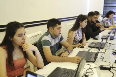 GDU məzunları YDA-dan keçiblər