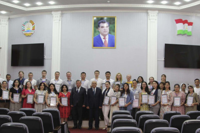 GDU əməkdaşları Tacikistanda beynəlxalq elmi seminarda çıxış ediblər