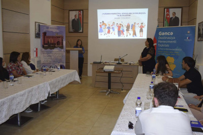 “Turizmdə marketinq, qonaqlama və bələdçilik” adlı təlimlər keçirilib