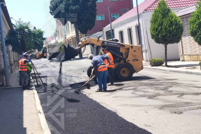 Pərviz Səmədov küçəsində yol örtüyü təmir olunub