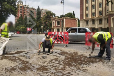 Xan bağının qarşısındakı yolun bir hissəsində təmir işləri görülüb