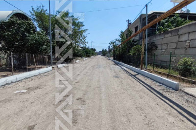 Şəhərin iki küçəsində yol təmir olunur