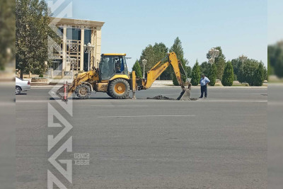 Yeni Gəncədə kommunal qəza yolun çökməsinə səbəb olub