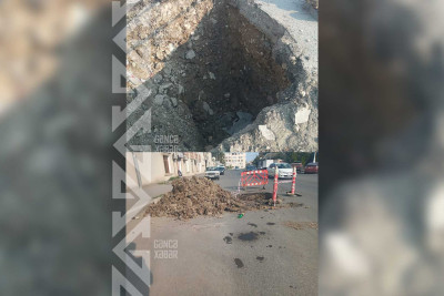 Zərifə Əliyeva küçəsində su borusu partlayıb