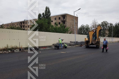 Məmməd Xələfov küçəsində bordürlər yenilənir