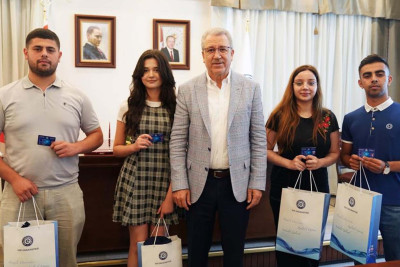 ADAU tələbələrinə Ege Universitetində hədiyyələr verilib