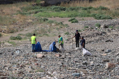 Gəncəçayda təmizlik işləri görülüb