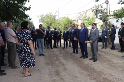 Küçələrdən birində səyyar görüş təşkil olunub