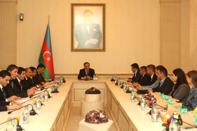 Niyazi Bayramov “Gəncə” VK ilə görüşüb