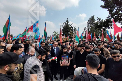 Şəhid Oruc Bədəlov son mənzilə yola salınıb