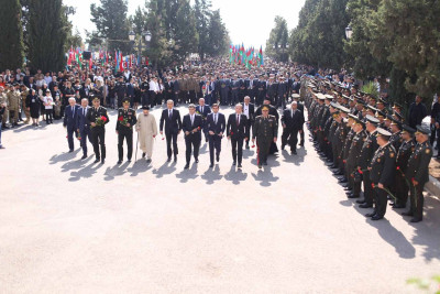 Şəhər rəhbərliyi və ictimaiyyətin iştirakı ilə anım mərasimi baş tutub