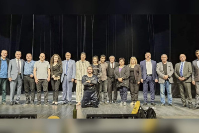 Milli Teatrın 150 və ümummilli liderin 100 illiyi şərəfinə tamaşa göstərilib