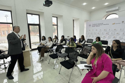 Sahibkarlar "Maliyyə hesabatlığına giriş" mövzusunda maarifləniblər